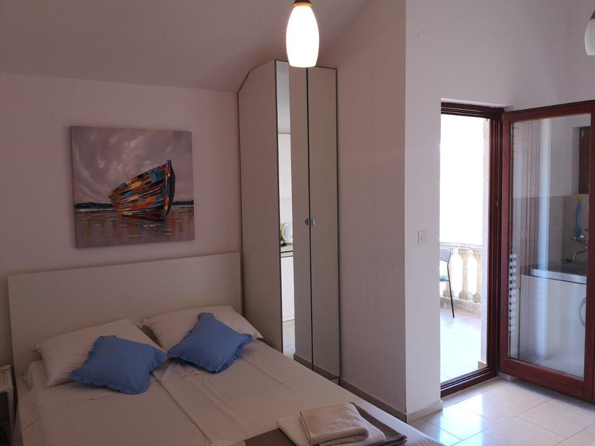 Apartmani Pilon ชเดรลาตซ์ ภายนอก รูปภาพ